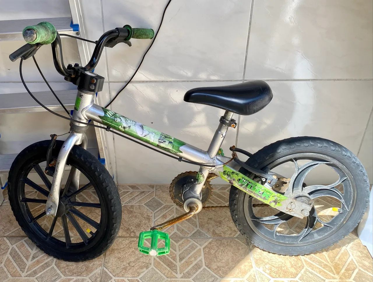 Bicicleta aro 16 