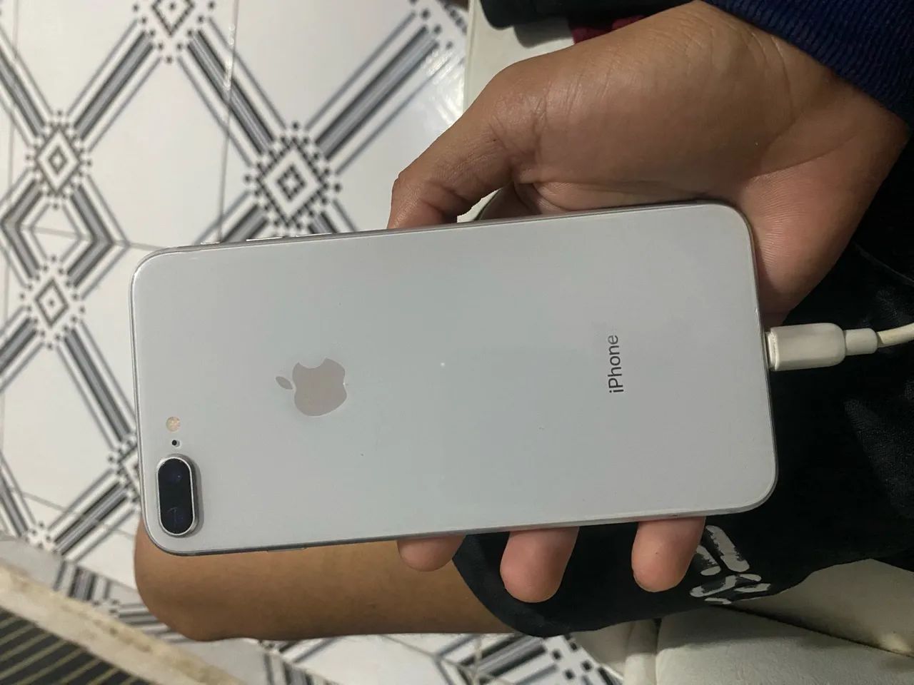IPHONE 8 PLUS - Foto 4