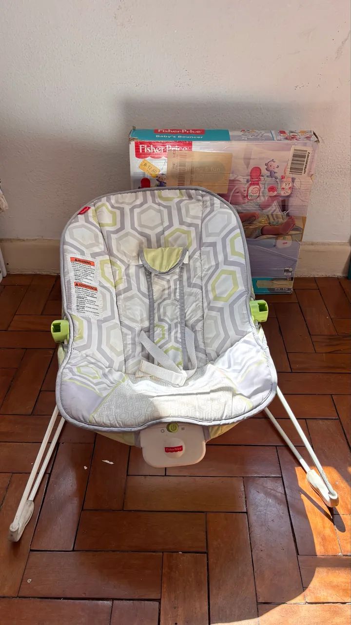 Cadeirinha fisher-price com mobile vibração e caixa  - Foto 2