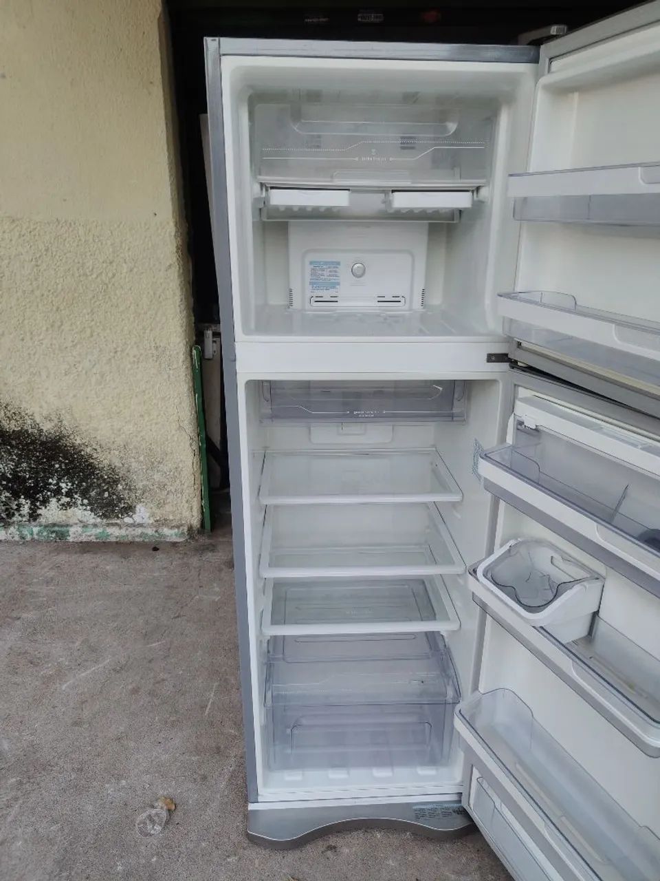Geladeira semi nova  - Foto 4