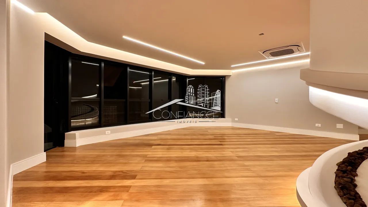 Cobertura com Piscina à venda em Curitiba Quadriplex 4 quartos com suítes no Edifício Rio  - Foto 4