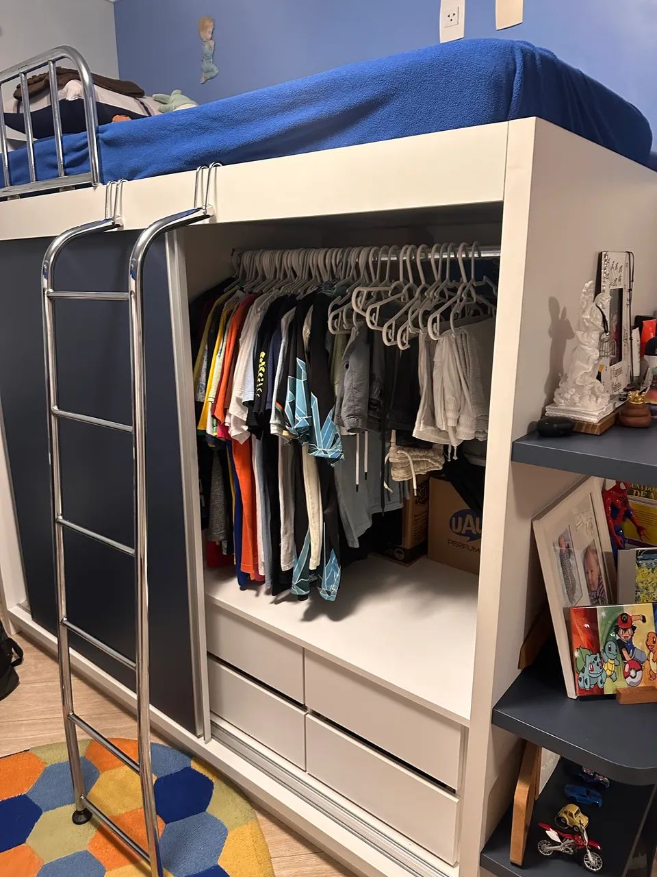 Cama e guarda roupa de solteiro completo estilo beliche  - Foto 3