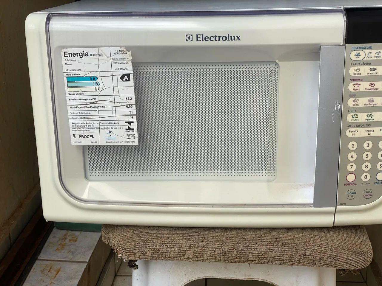 Microondas electrolux 31lt - Foto 4