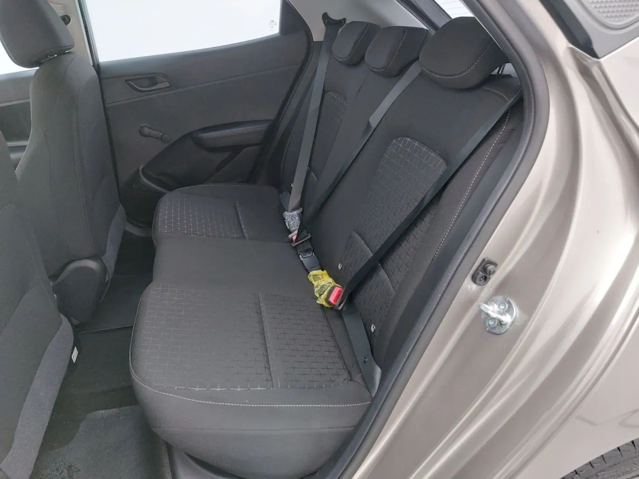 Hyundai HB20 Comfort 1.0 Flex 12V Mec., foto 17 de 18