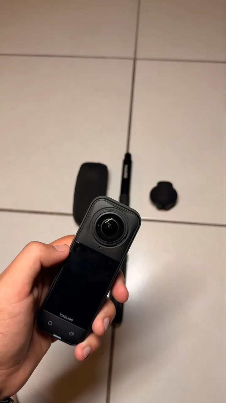 INSTA 360 X5 - Foto 3