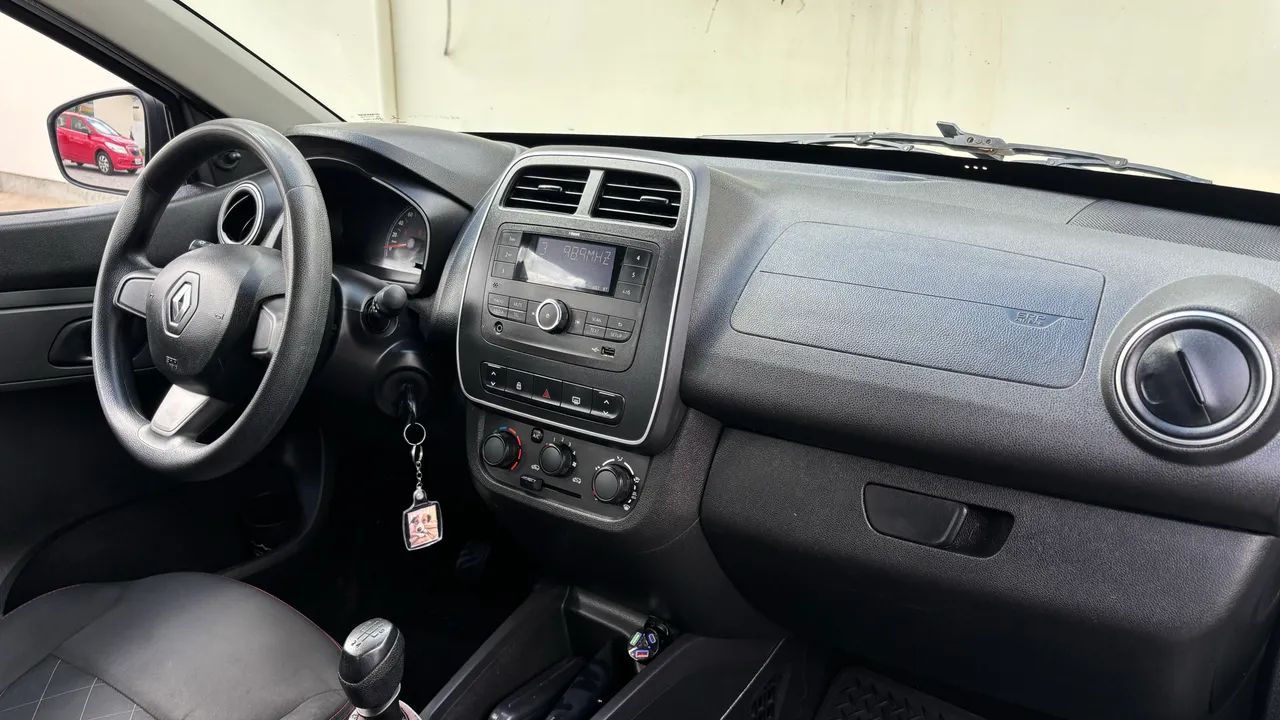 Renault Kwid Zen 1.0 Flex 12V 5P Mec. 2019 - Foto 4