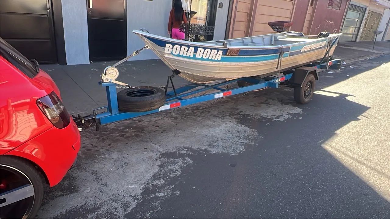 Barco Carreta motor 15 hp
