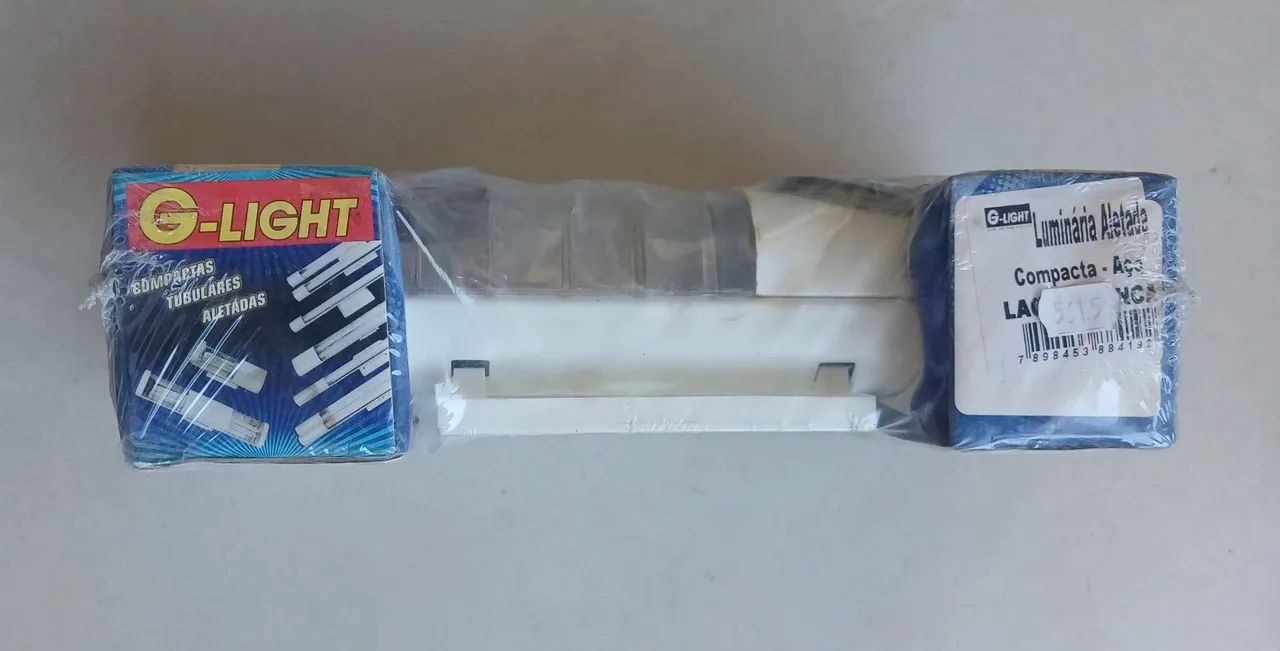  Luminária aletada compacta da marca G-Light. - Foto 2