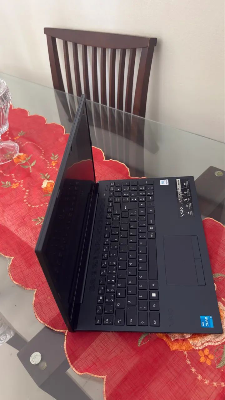 Notebook VAIO I5 - 11º geração, 8gb ram, 575 gb ssd