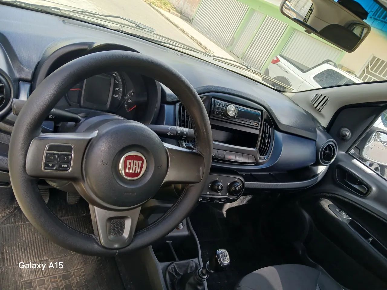 Fiat Uno Attractive 1.0 Flex 6V 5P 2017 - Foto 5