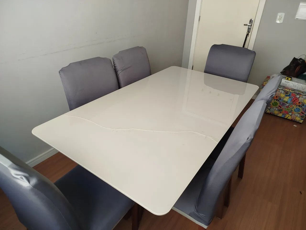 Mesa com 6 cadeiras  - Foto 3