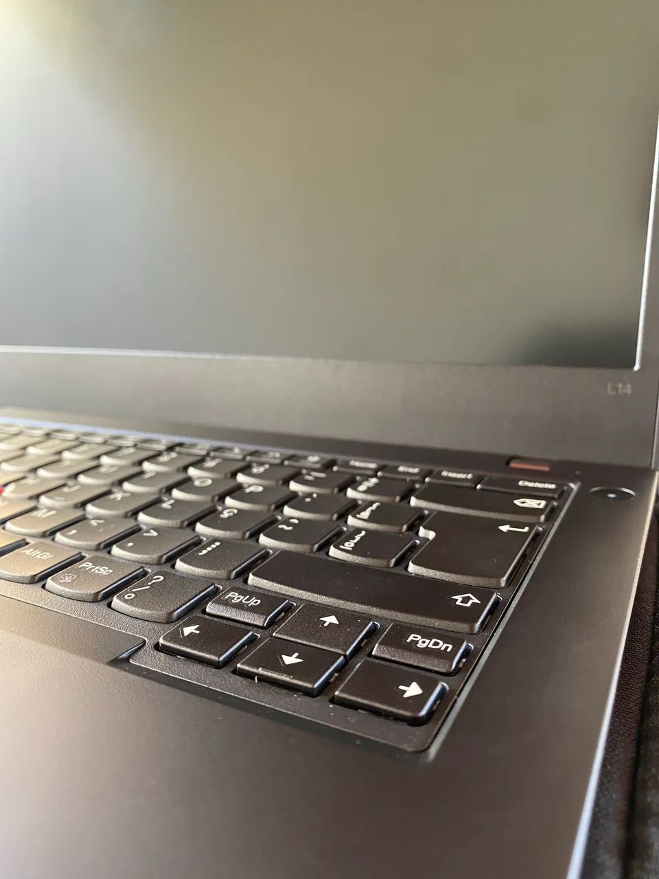 Lenovo ThinkPad L14  - Foto 2