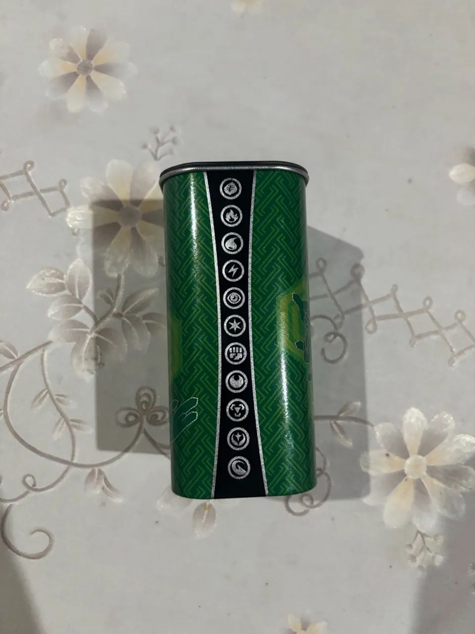 Lata com Cards Pokémon TCG Elite Trainer Deck Shield Zygarde 2016 - Foto 3