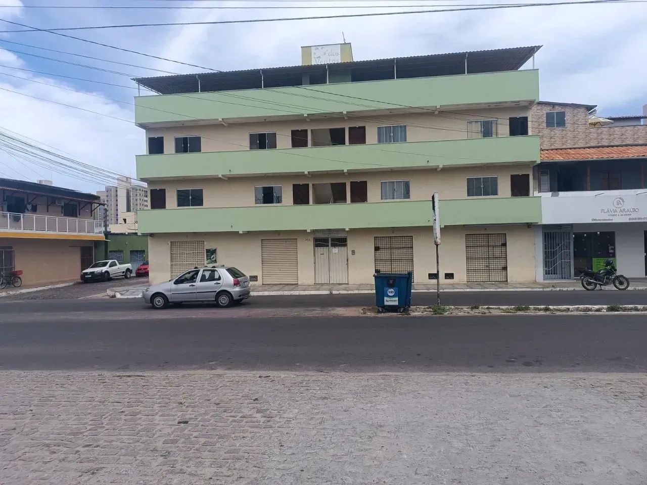 PRÉDIO NA PRINCIPAL DE ROSA DOS VENTOS, ANALISO PROPOSTA.