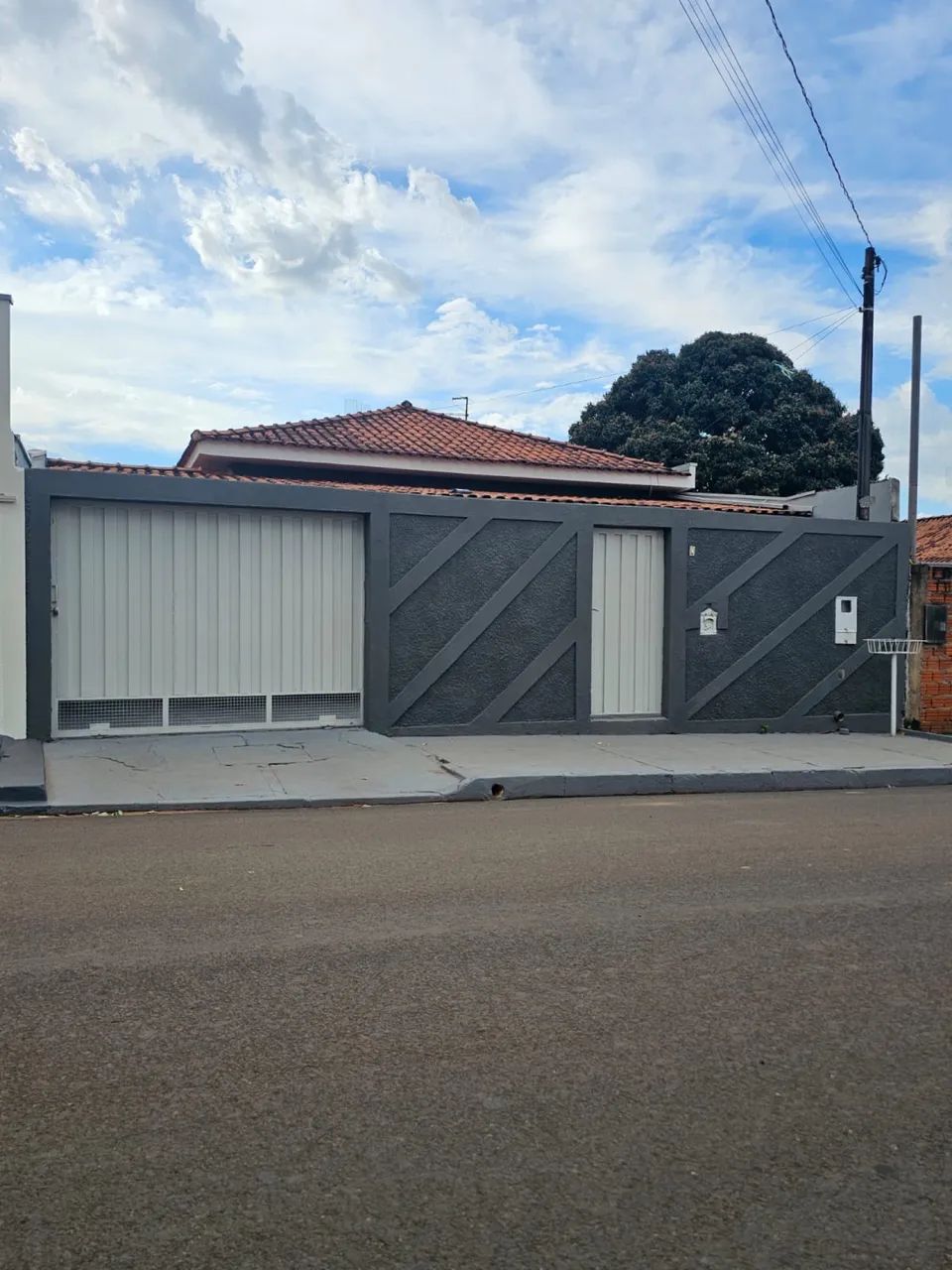 Casa a Venda em Martinópolis-SP