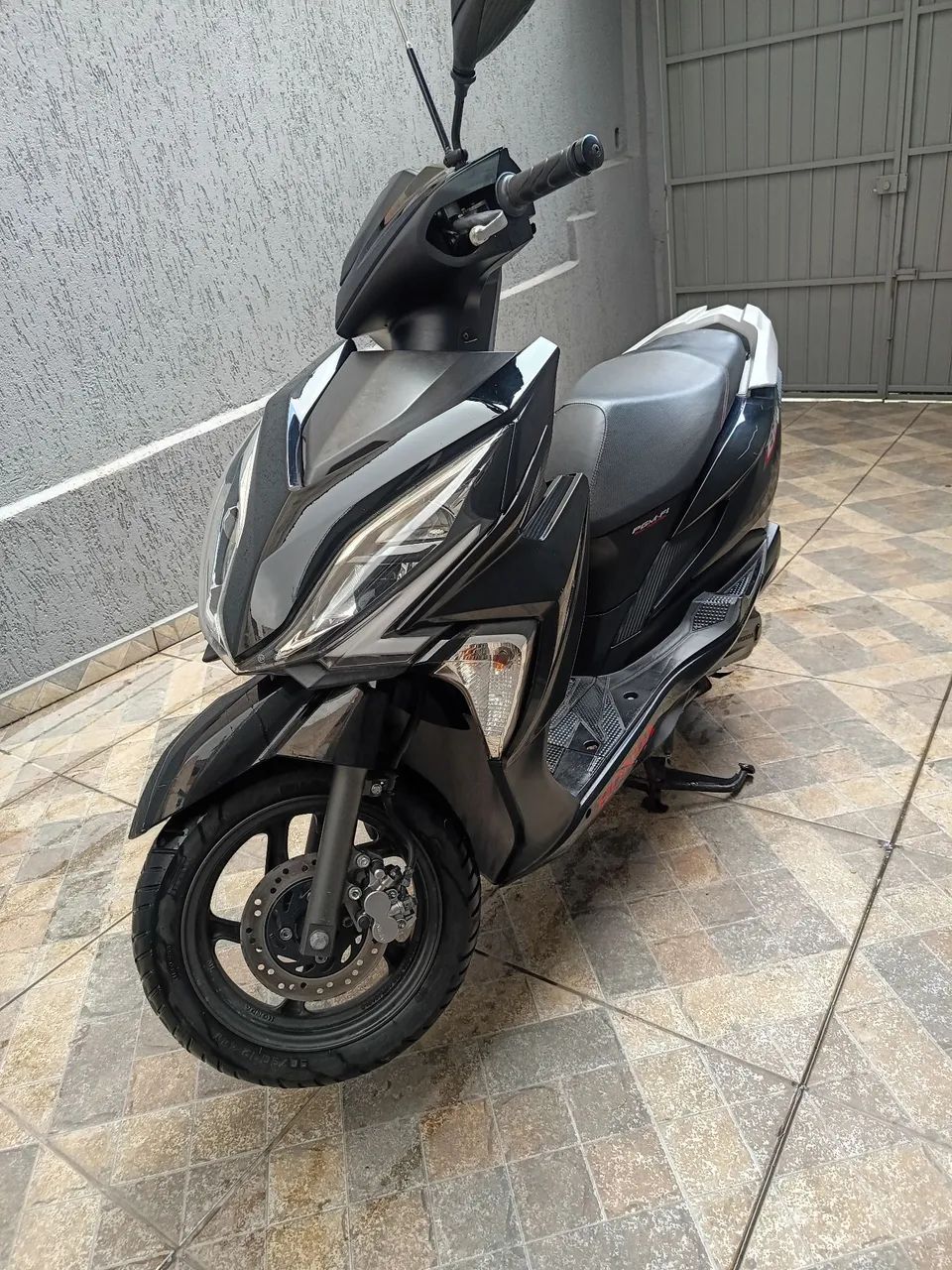 Honda elite baixíssimo km