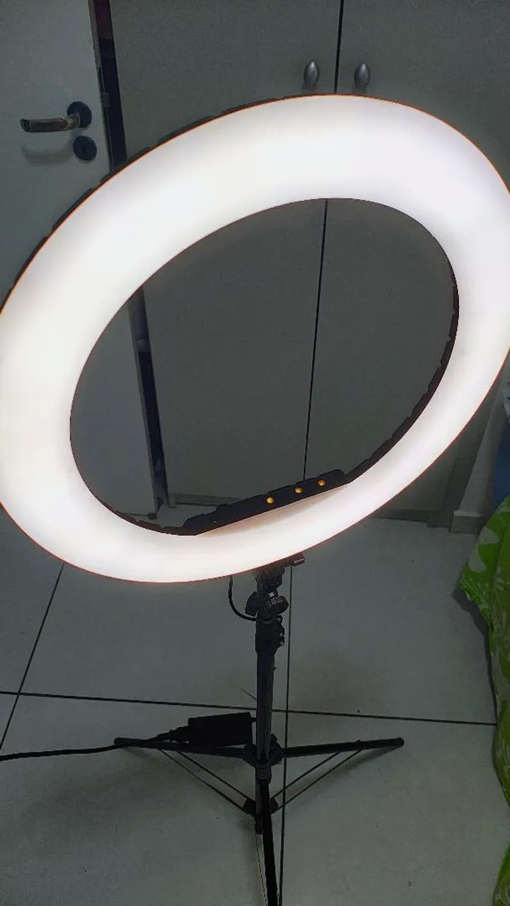 Tripé com luz  - Foto 3