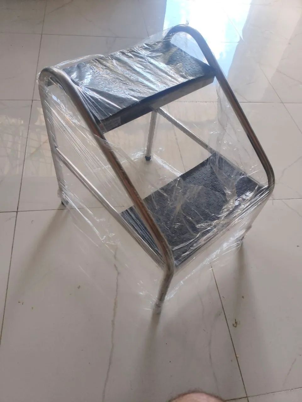 Escada hospitalar 2 degraus 