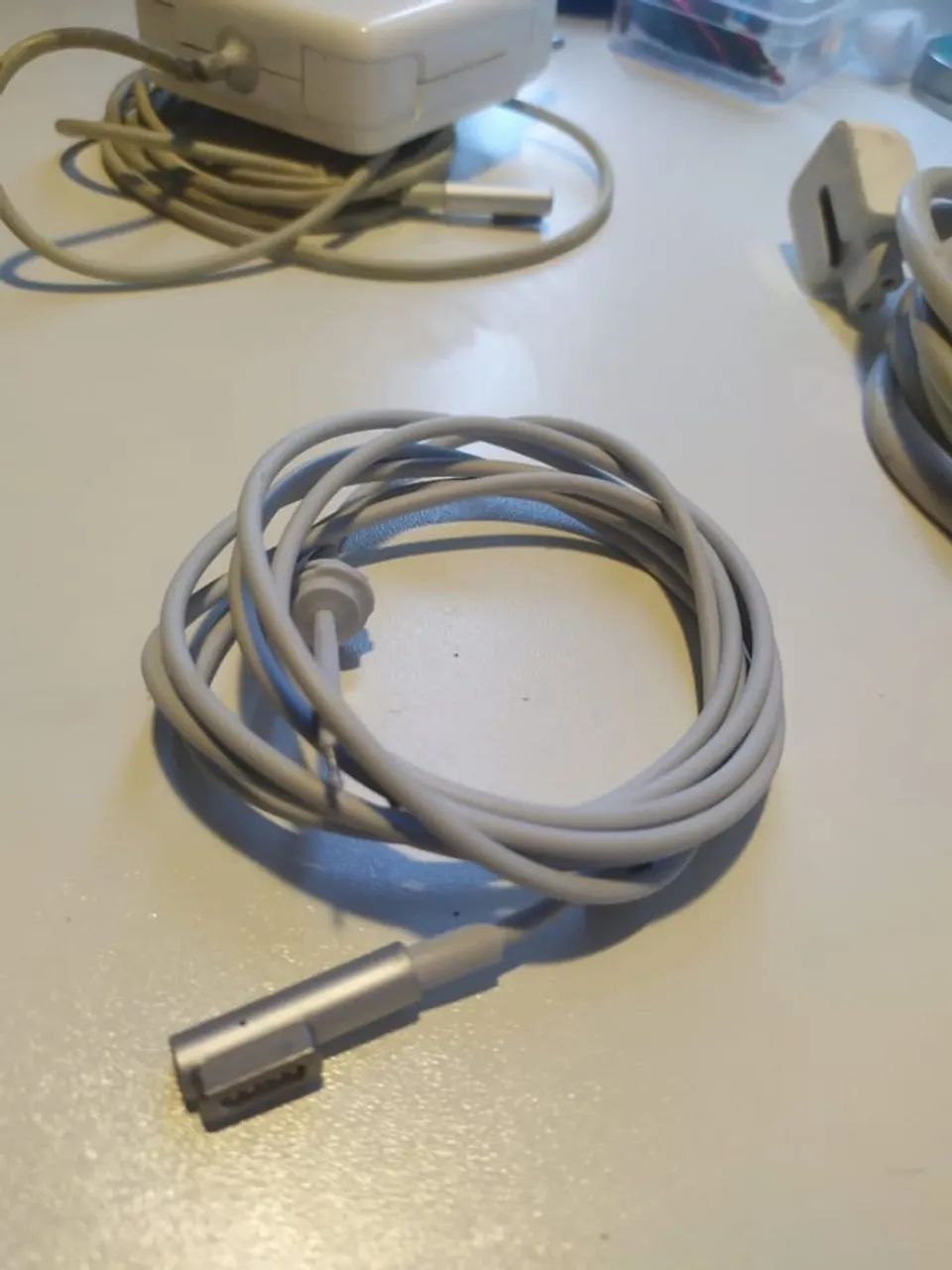 Carregador Macbook MagSafe com cabos - Foto 2