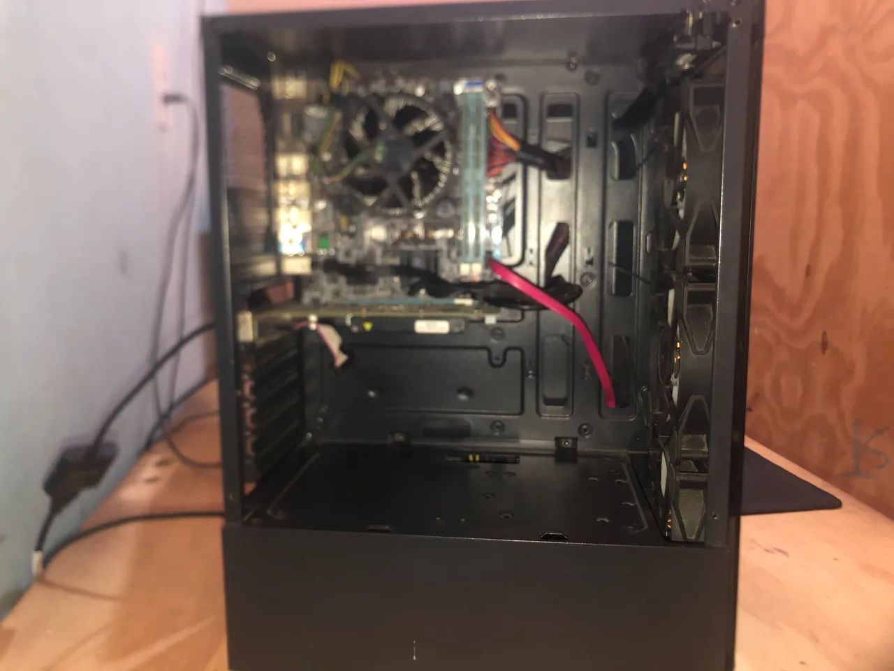 Pc gamer para vender logo