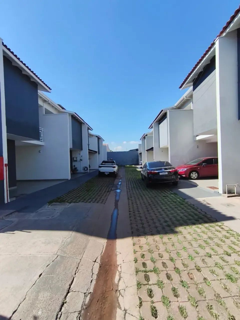 vendo sobrado no Residencial Nsª apartamento