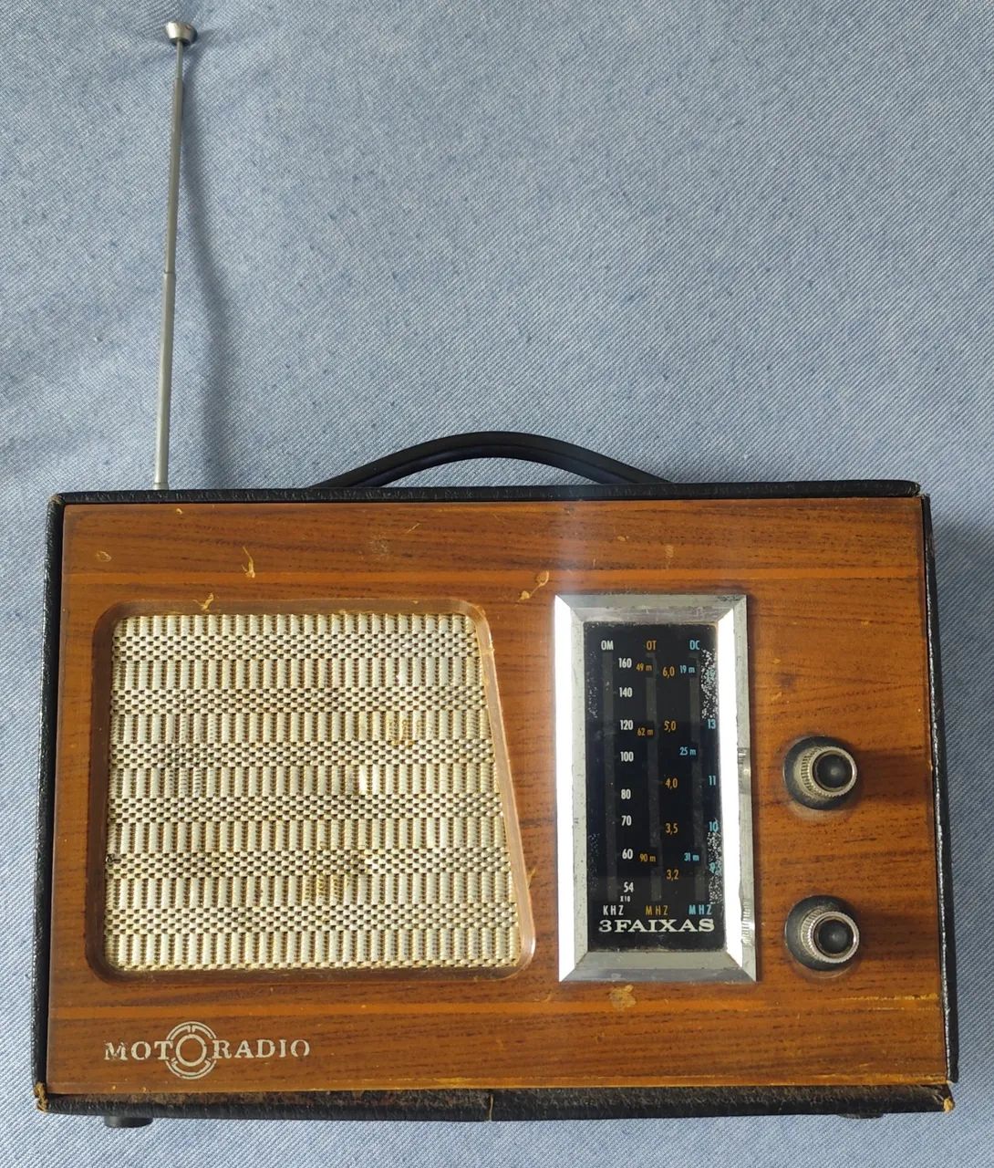 Rádio antigo para decoração  - Foto 2