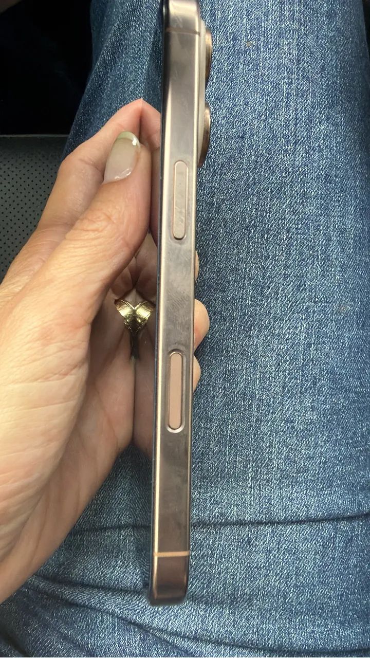 iPhone 16 pro 1 ano de uso  - Foto 2