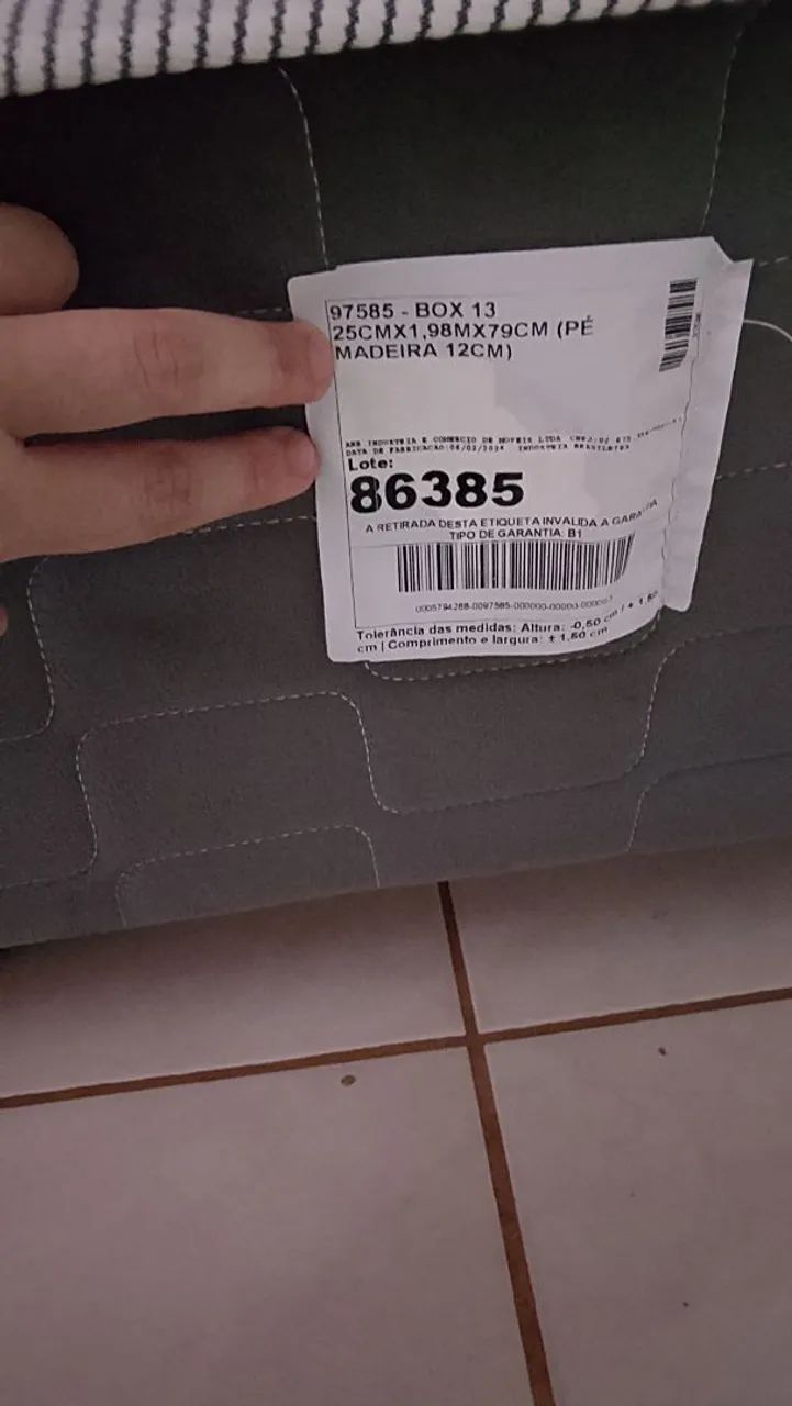 Vende-se Cama Queen com cabeceira com 2 meses de uso  - Foto 5