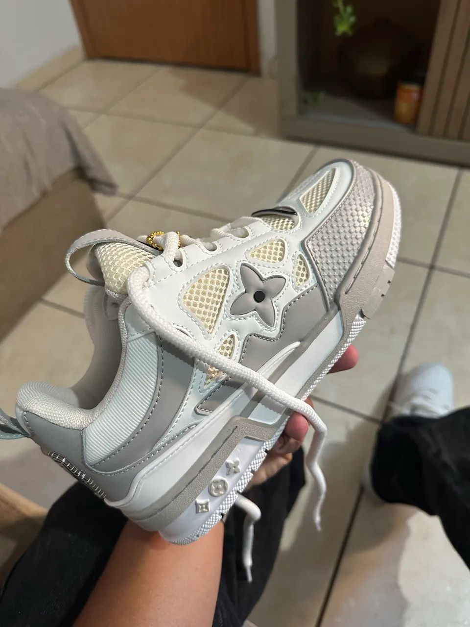 Tênis Louis Vuitton Skate - Foto 4