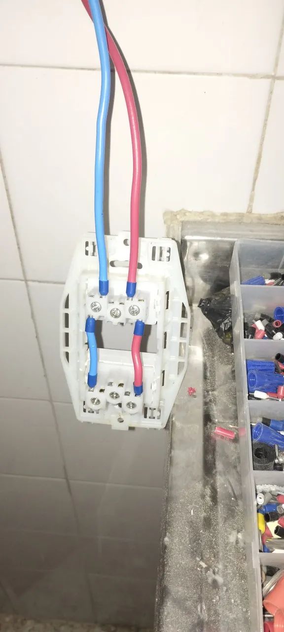 Trava de toda instalação elétrica  - Foto 2