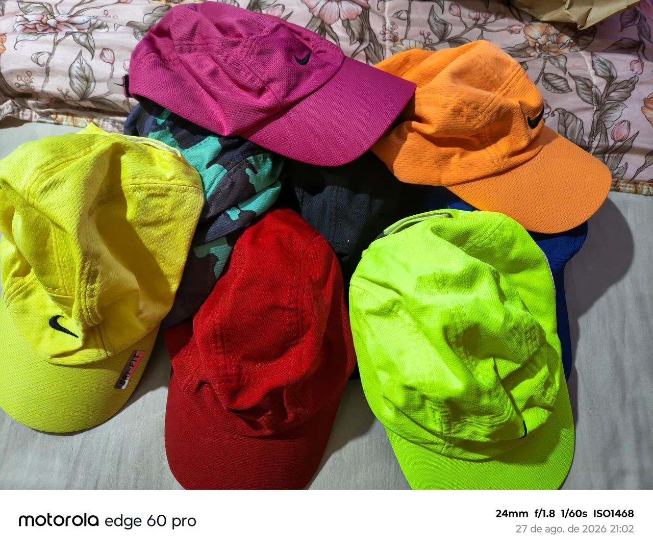 Vendo 10 (Dez) Bonés por  R$ 80,00 - Foto 4