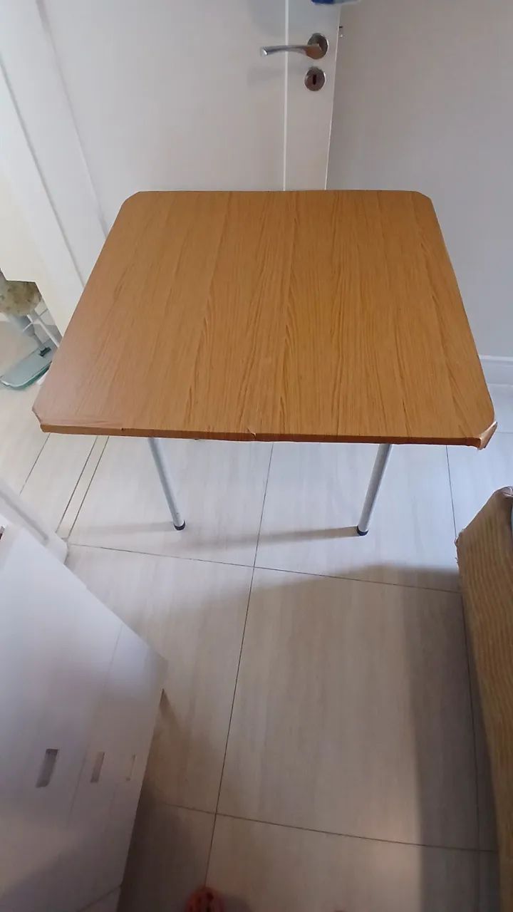 Vendo mesinha de abrir e fechar - Foto 2