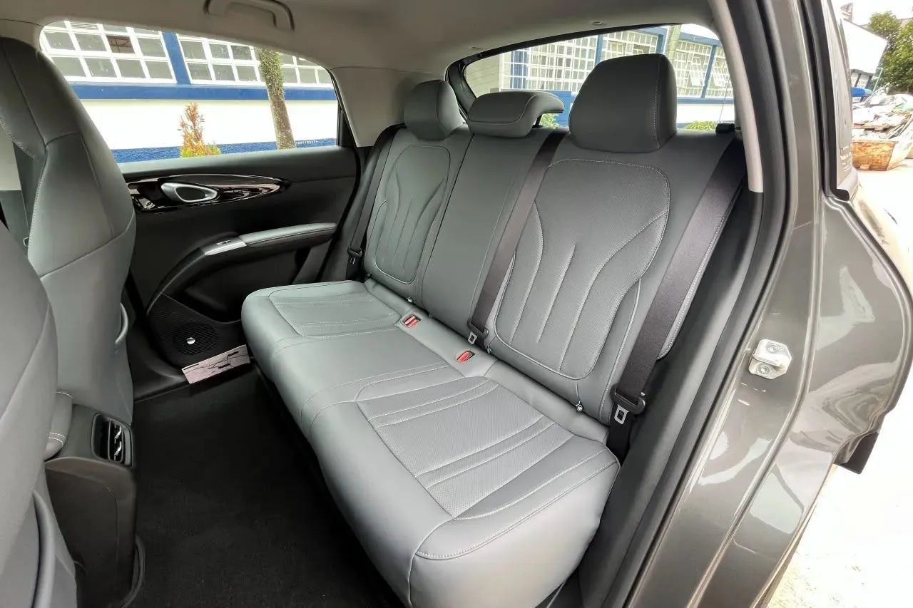 Geely EX2 Pro 2025 - Foto 4