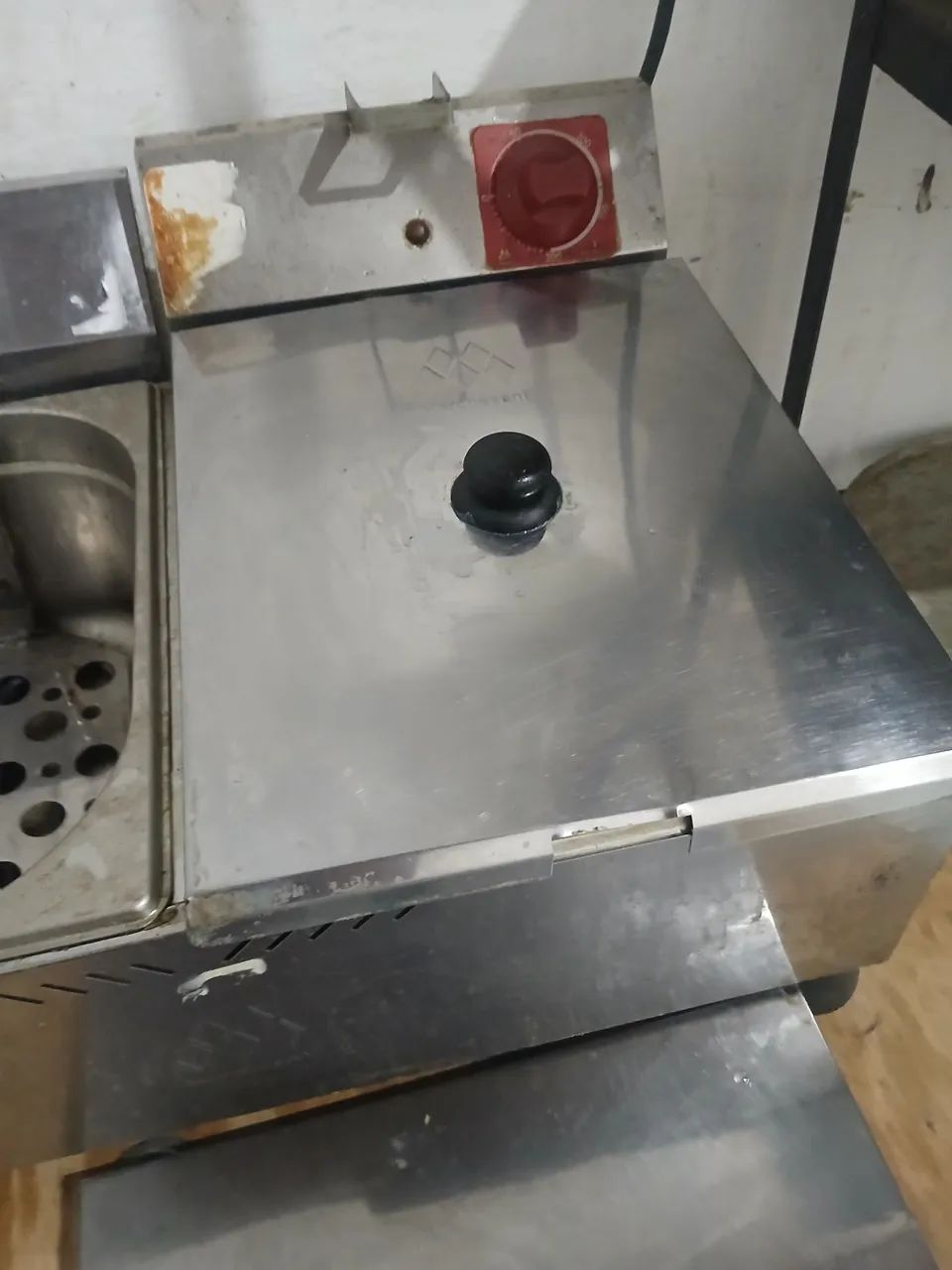 Vendo fritadeira elétrica 2 cuba 