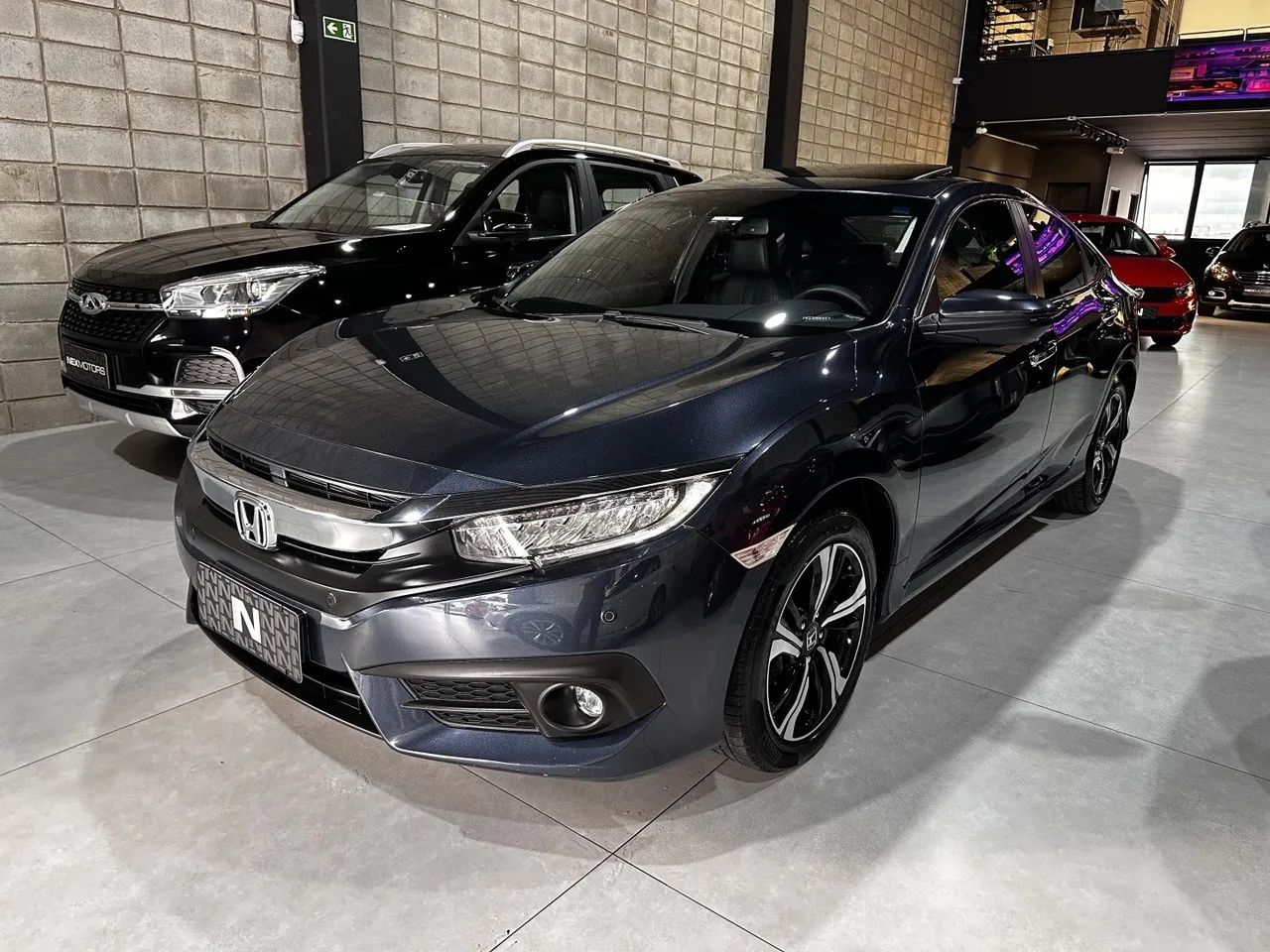 Honda Civic Touring 2019 - Foto 2