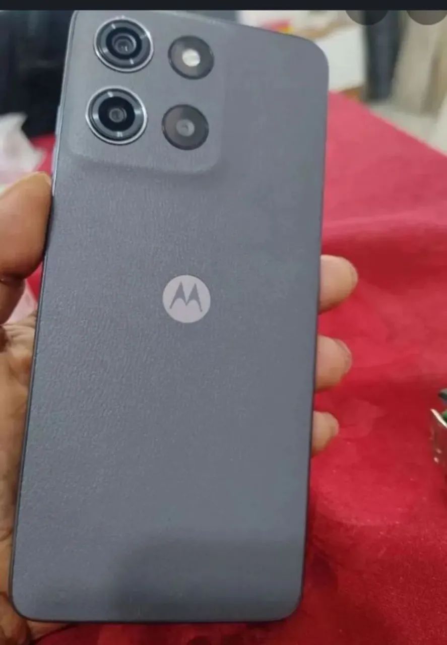 Celular novo 5 meses de uso 