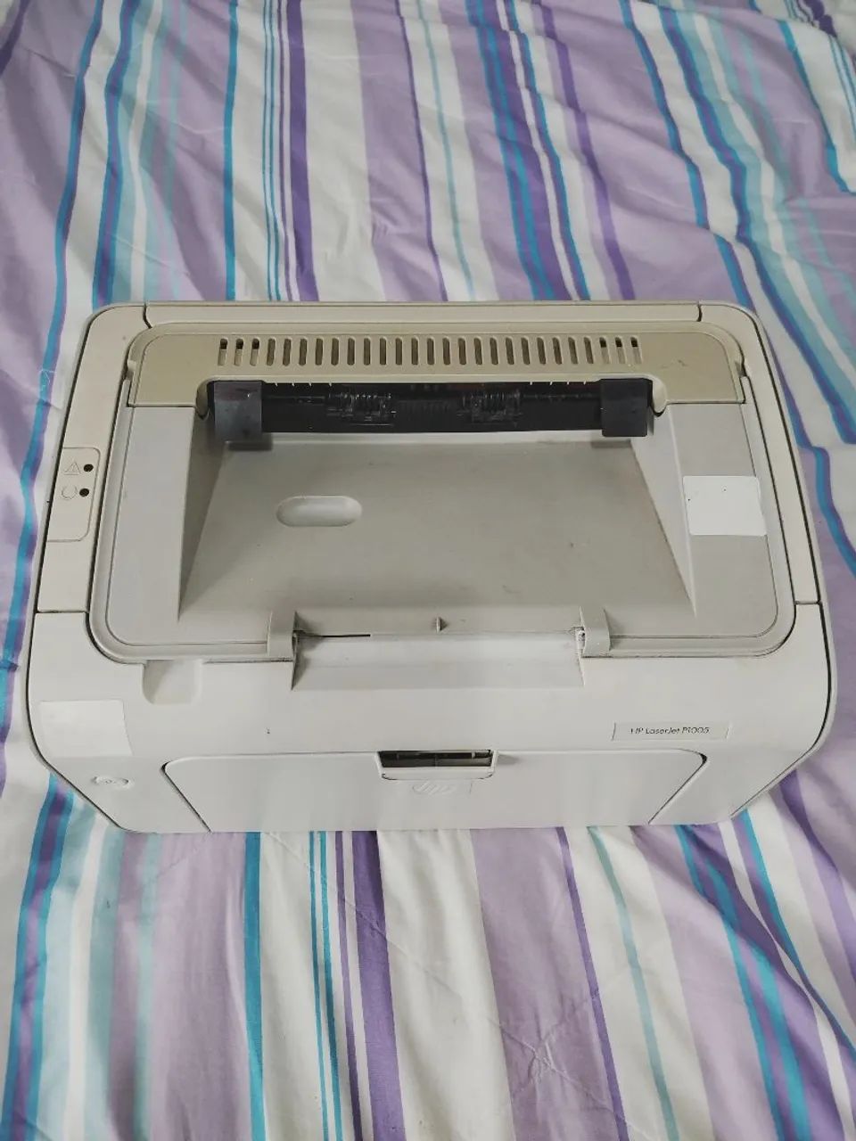 Impressora HP Laserjet P1005 - Com os cabos  - Foto 4