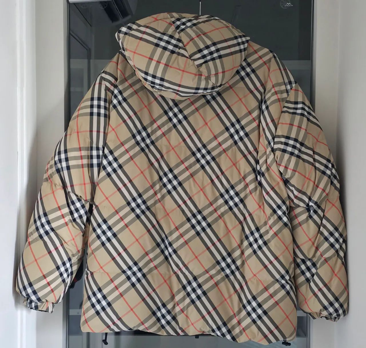 Casaco Puffer Burberry Original  - Foto 2