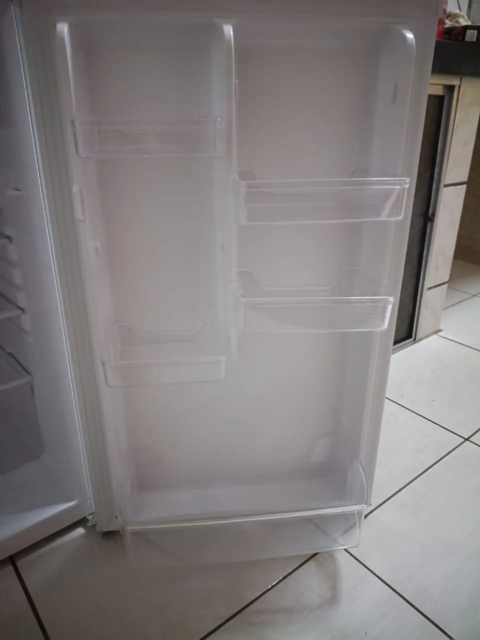 Frigobar Electrolux  - Foto 4