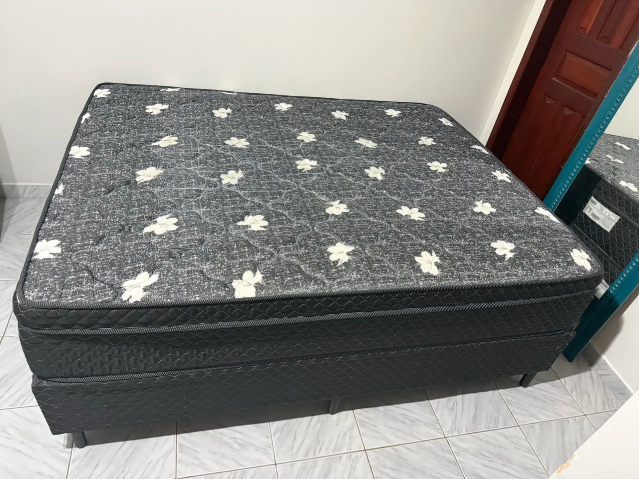 CAMA BOX QUEEM