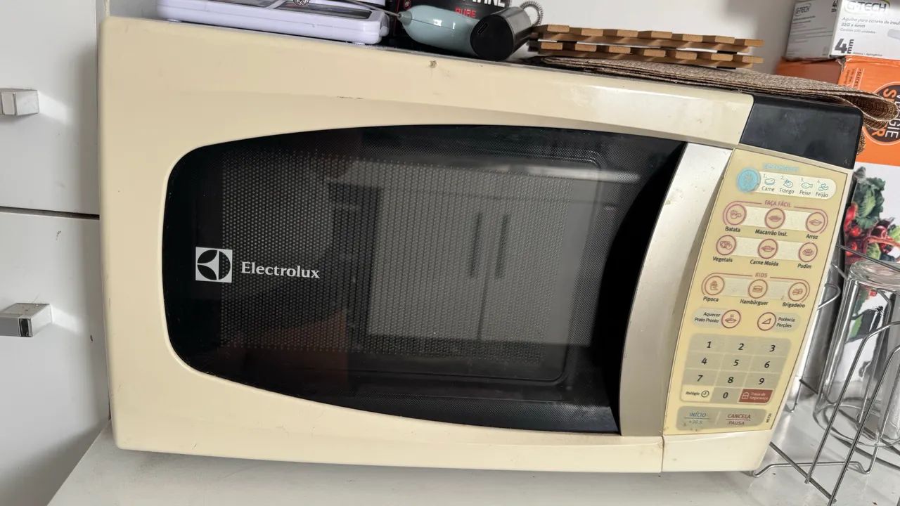 Microondas com defeito 