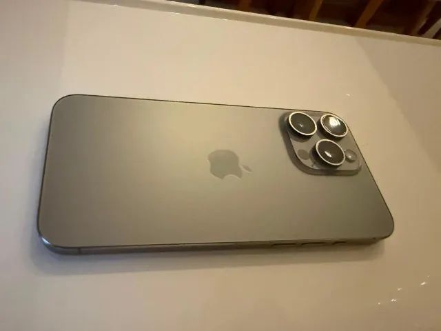 Iphone 15 Pro Max 256 - Foto 2