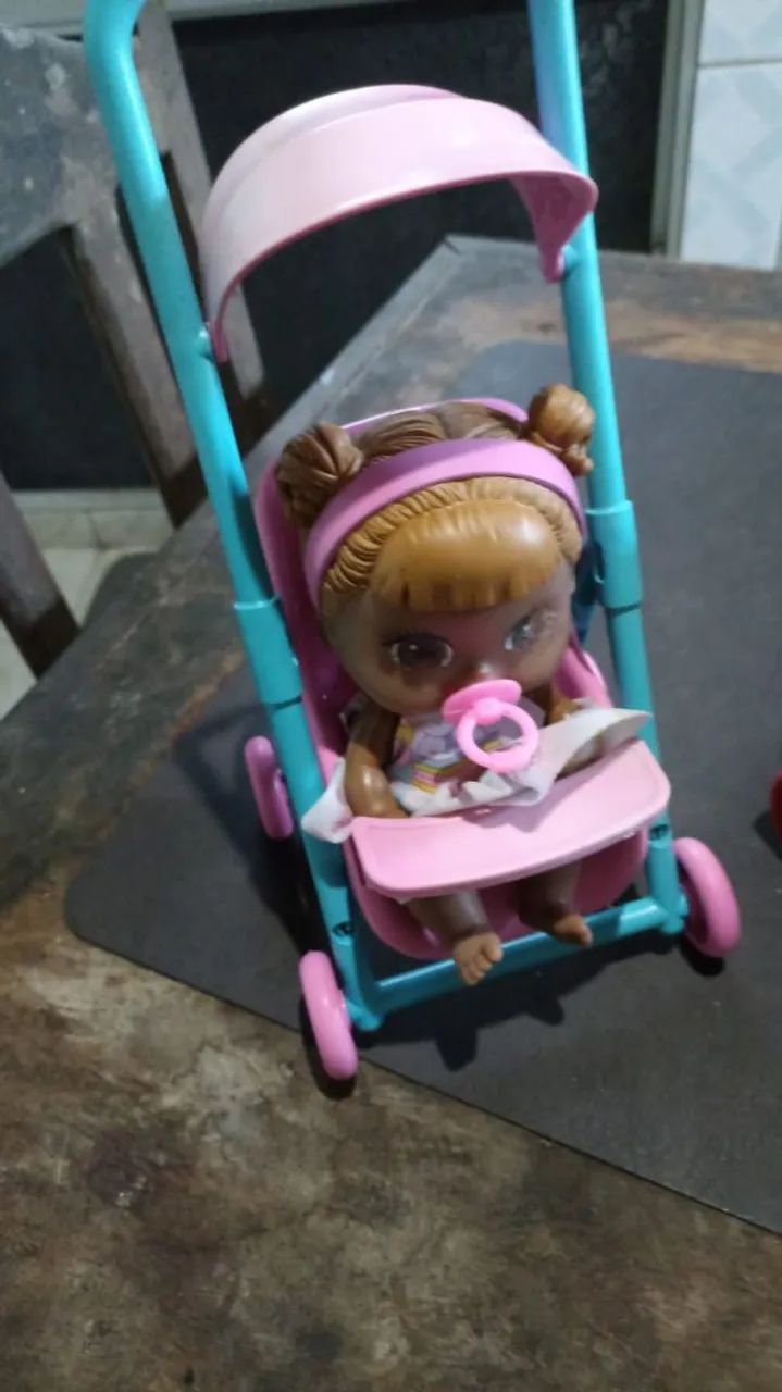Kit duas bonecas e uma mini lava louça  - Foto 2