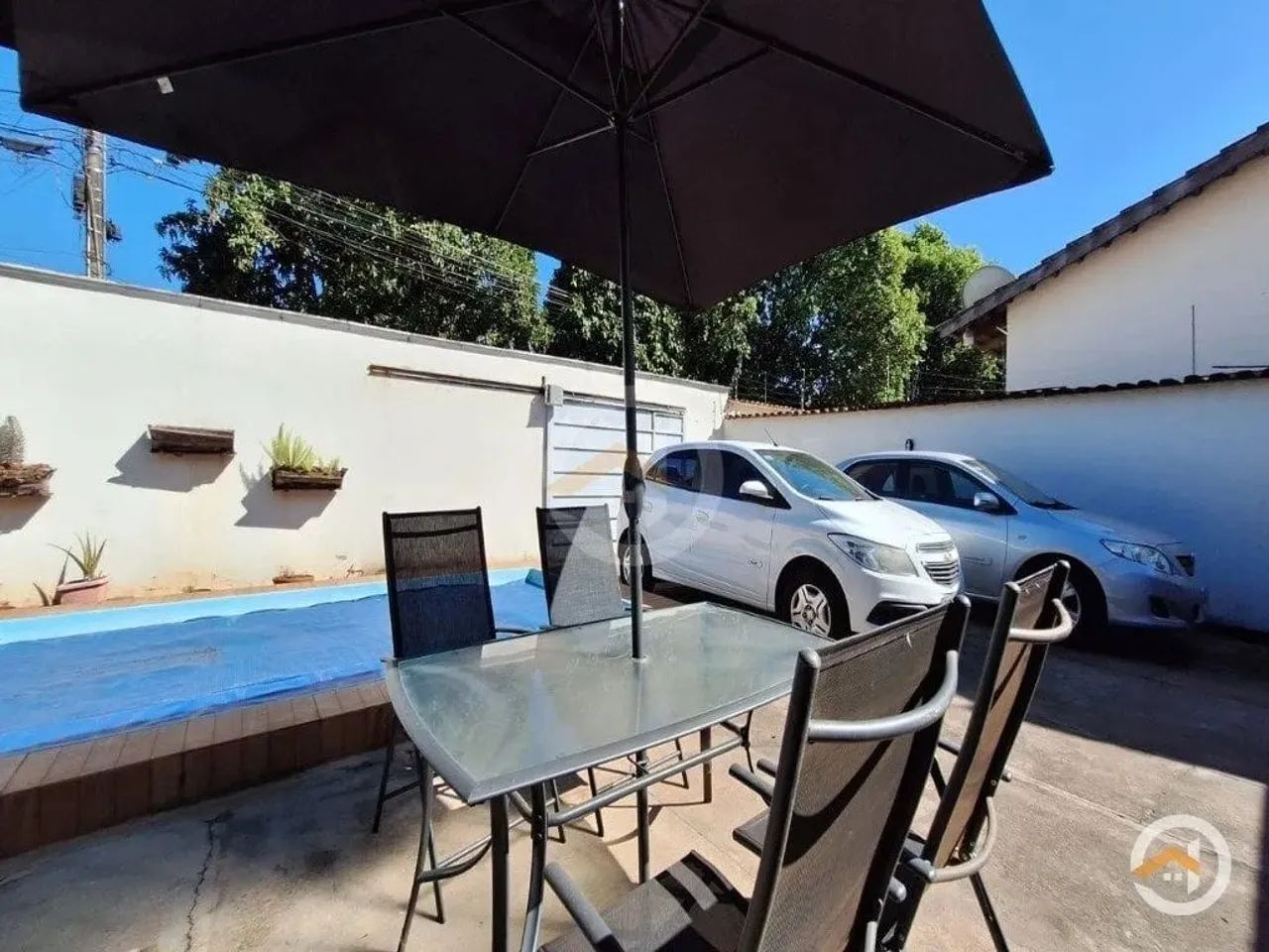 Casa Ampla com 3 Quartos e Piscina no Setor Gentil Meirelles - Foto 2