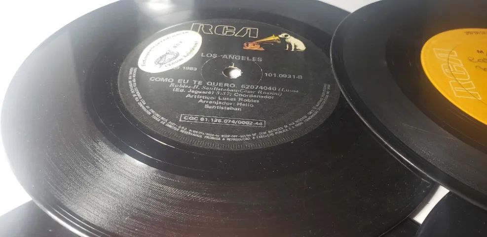 Lote 16 Discos Compactos de Vinil Antigos - Sem Capa - Foto 3