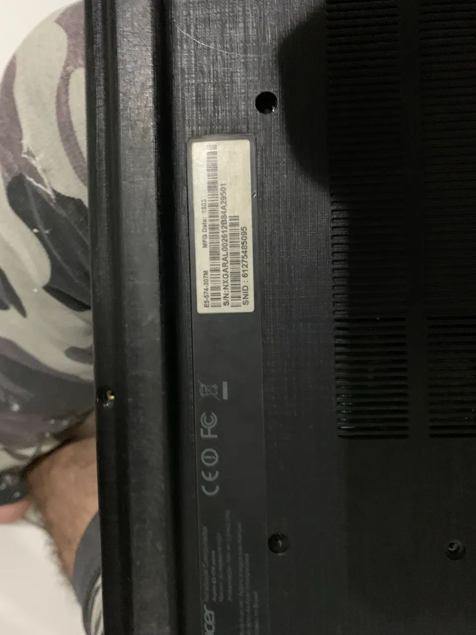 Notebook Acer Aspire E5-574-307M ? Peças / Com Defeito - Foto 3