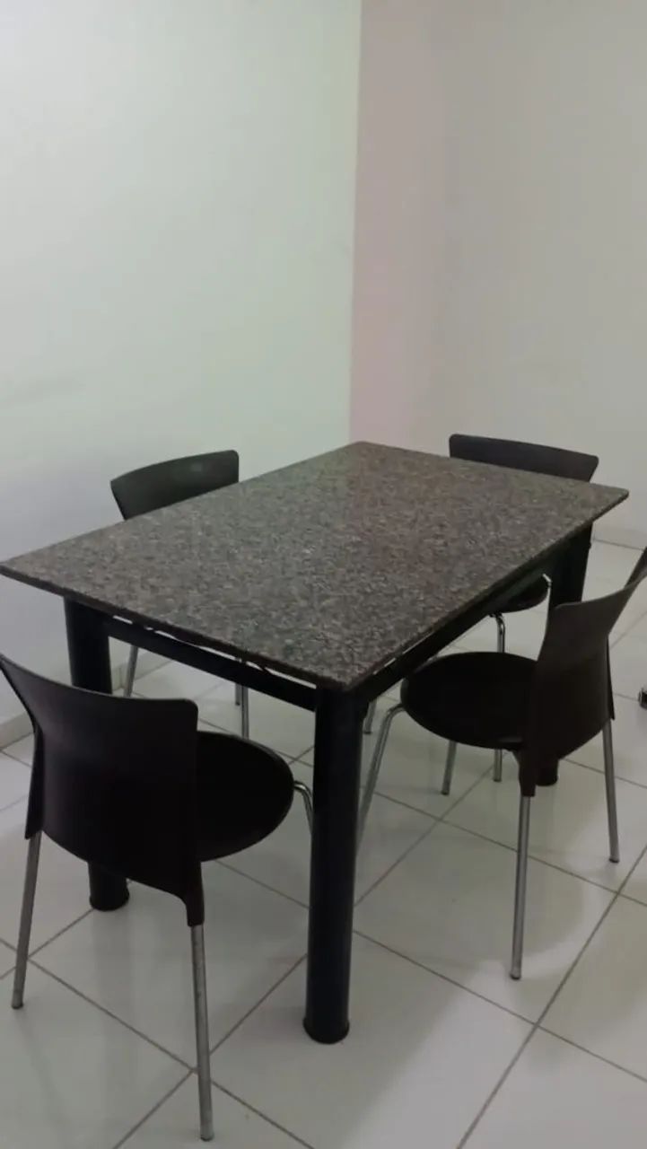 Mesa Mármore 4 Cardeiras - Foto 2
