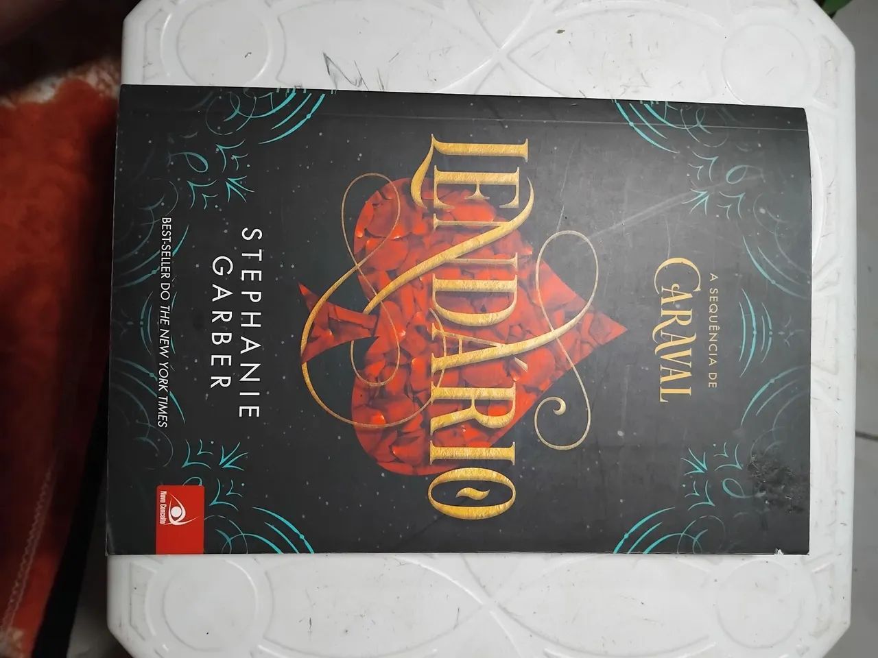 Livros Caraval e Lendários Stephanie Garber - Foto 2