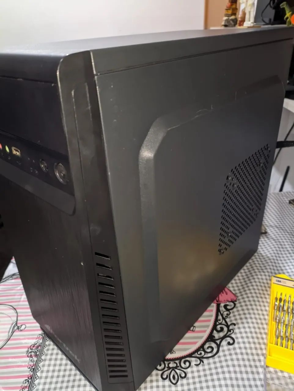 PC Ryzen 3 3200G + 16GB RAM + SSD