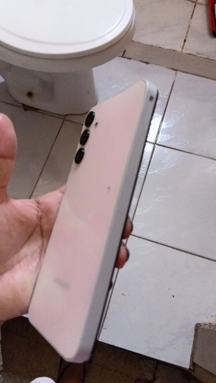 Vendo A15  128 Gb $400,00 com carregador  - Foto 3